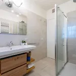 Sunrise Marina House Apartamento *