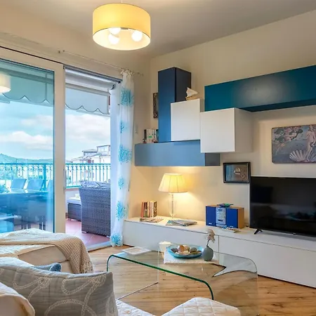 Sunrise Marina House * オルビア
