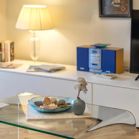 Sunrise Marina House オルビア