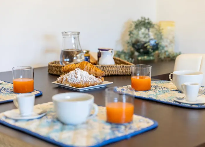 Sunrise Marina House Apartment