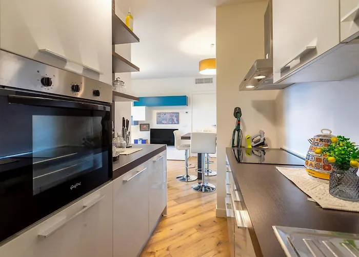 Sunrise Marina House Apartment Olbia